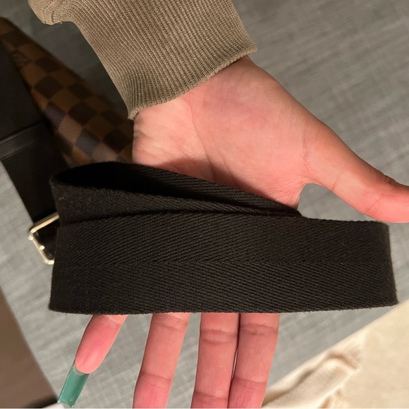 Louis Vuitton District PM Brown Authentic - Picture 8 of 8